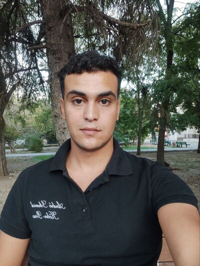  ,   Ilyas, 25 ,     , c 