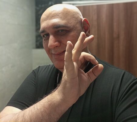  --,   Maximelyan, 55 ,   ,   , c 