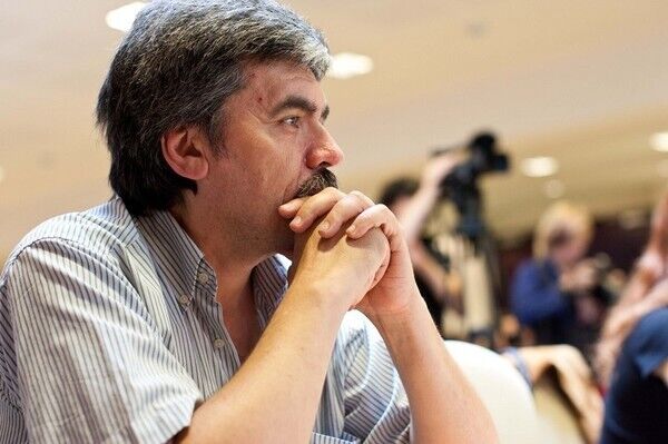  ,   Vlad, 66 ,  