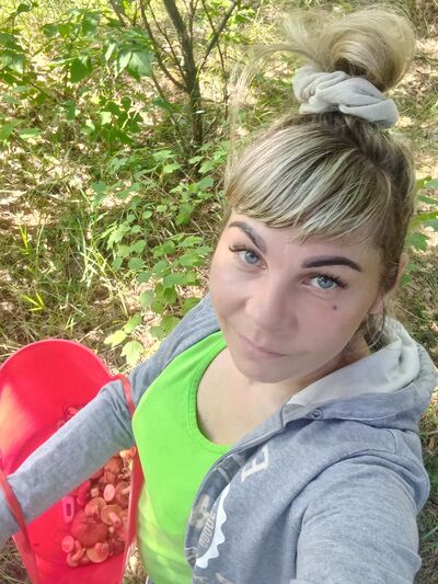  ,   Marusya, 44 ,   ,   