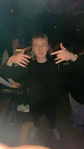  -,   , 22 ,   ,   , 