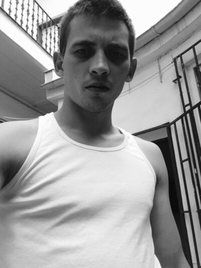  ,   Anton, 31 ,   ,   , c 