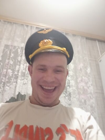  ,   Anatoly, 30 ,   