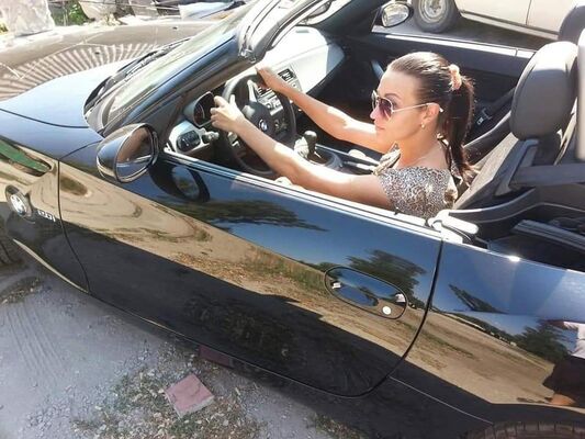  ,   Marina, 46 ,     , c 