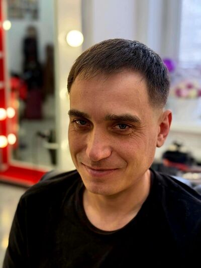  ,   Denis, 36 ,   