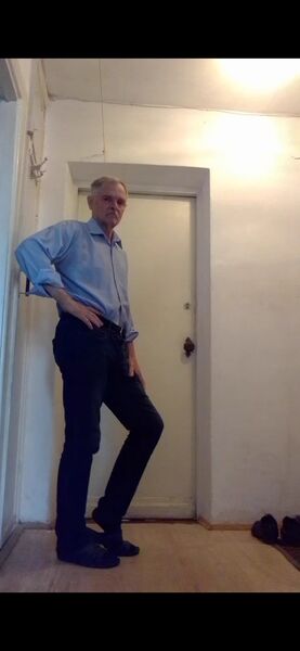  ,   Viktor, 76 ,   c 