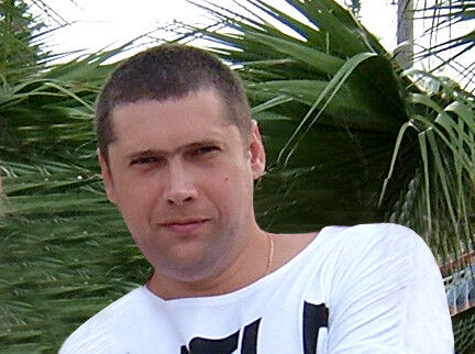  ,   Pako, 49 ,   