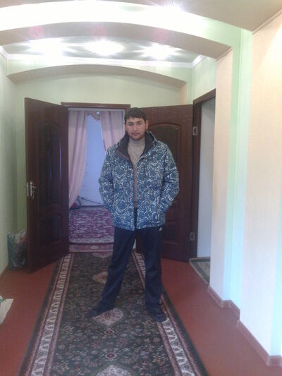  ,   Marat, 44 ,   