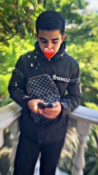  ,   Elvin, 21 ,   ,   