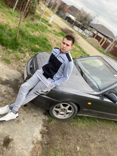  -,   Ivan, 27 ,   ,   