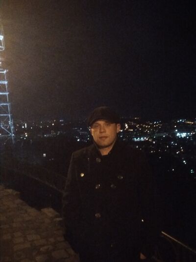  ,   Roman, 33 ,   
