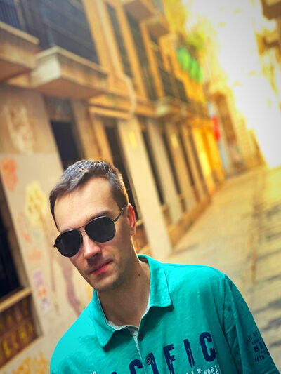  ,   Jurij, 33 ,   ,   , c 