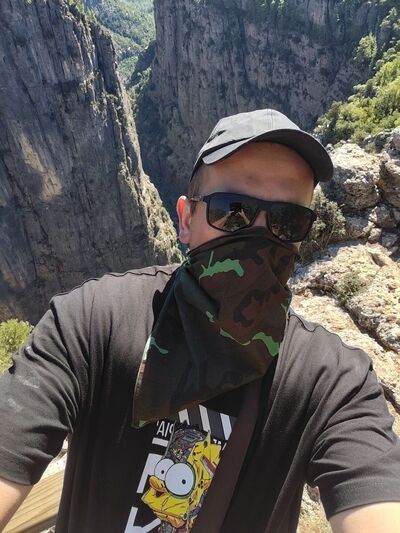  ,   Alexander, 25 ,   ,   