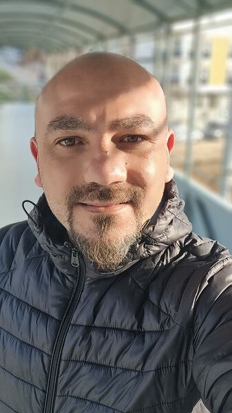  Soho,   Kaan, 37 ,   ,   