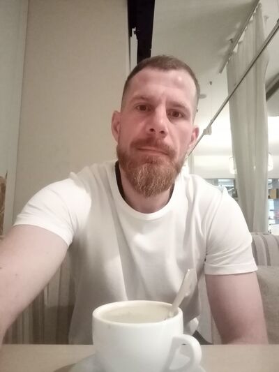  ,   Anton, 40 ,   ,   