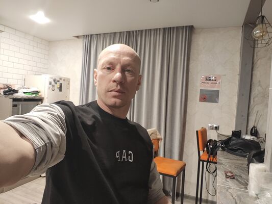  ,   Aleks, 47 ,   ,   , c , 