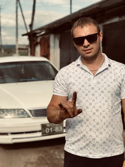  -,   Leonidovich, 28 ,  