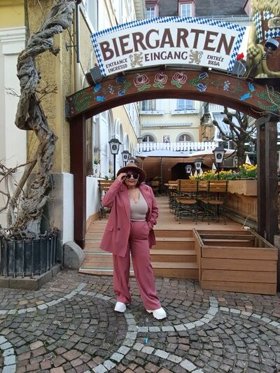  Baden-Baden,   , 68 ,   ,   , c 