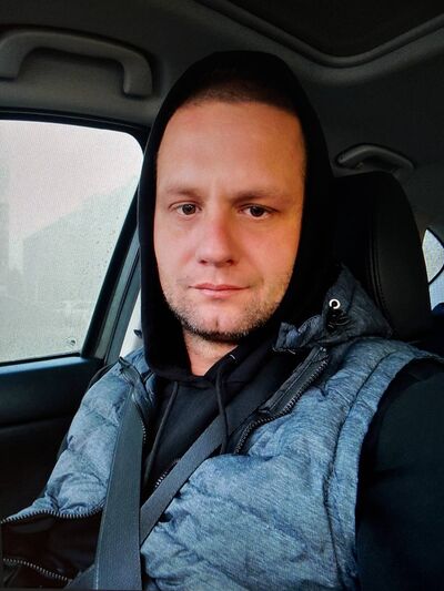 ,   Alex, 35 ,   ,   