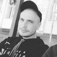  East Saint Louis,   , 33 ,   