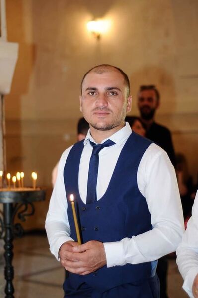  ,   Zviad, 35 ,   ,   , c 