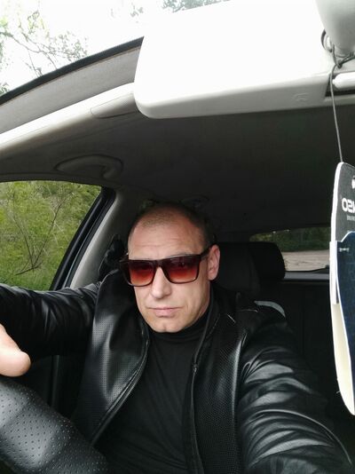  ,   Stanislav, 42 ,   ,   , c 