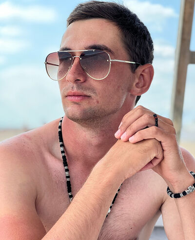  ,   Georgiy, 28 ,   , 