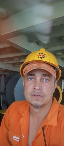  ,   Vladi, 41 ,   ,   