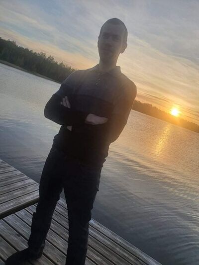  ,   Andrej, 37 ,   ,   , c 