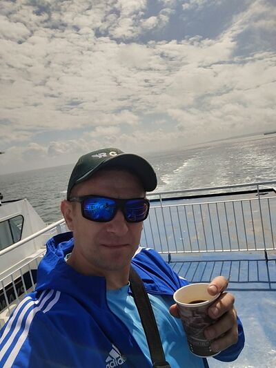  ,   YURY, 42 ,   ,   