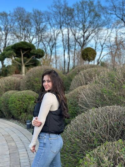  ,   Diana, 22 ,   ,   