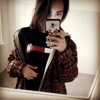  ,   Vlada, 25 ,   ,   , c 