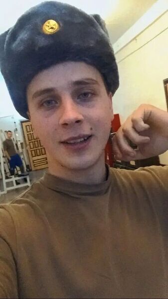  ,   Anton, 22 ,   ,   