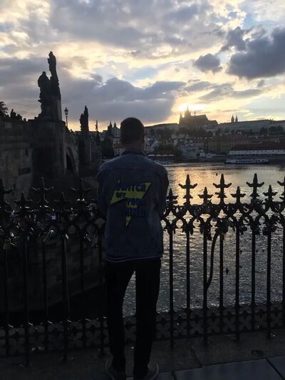  ,   Boris, 22 ,   ,   , c , 