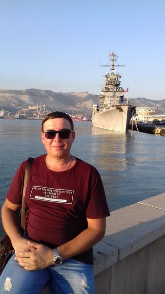  ,   Andrei, 38 ,   ,   , c 