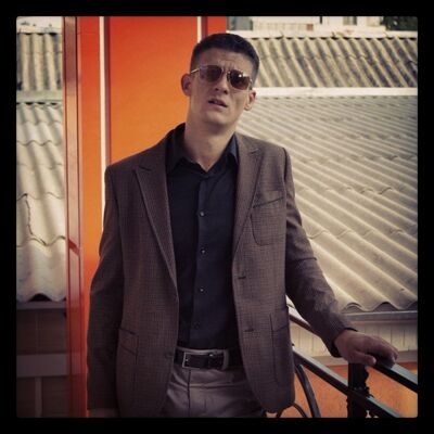  ,   Alex, 35 ,   