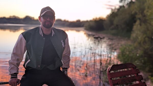  ,   Artem, 35 ,     , c 