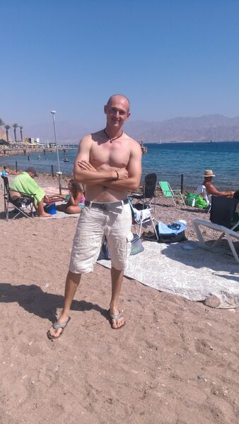  ,   Cergei, 42 ,   