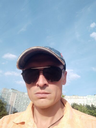  ,   West, 41 ,   ,   