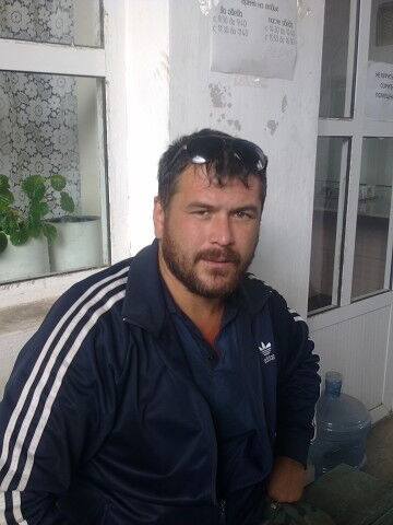  ,   Ruslan, 43 ,   ,   , c 