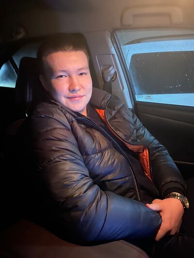  ,   Bekzat, 30 ,   ,   