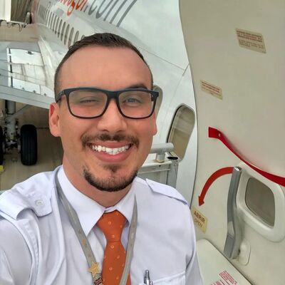  ,   FrankMichael, 41 ,   ,   