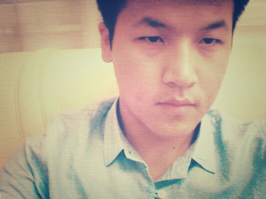  ,   Oskar, 32 ,   