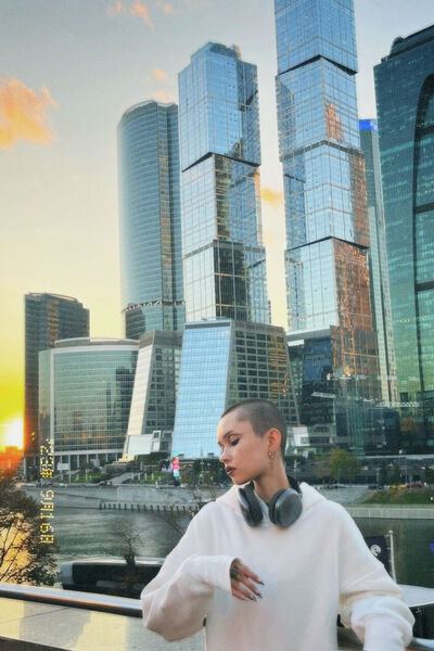  ,   Ekaterina, 20 ,  