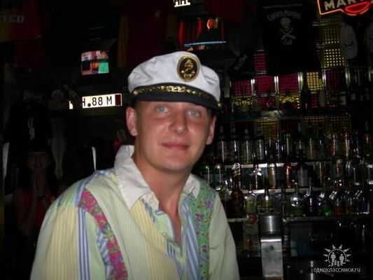  New York City,   Maksym, 42 ,   ,   
