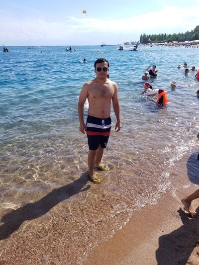  ,   Bobur, 33 ,   ,   