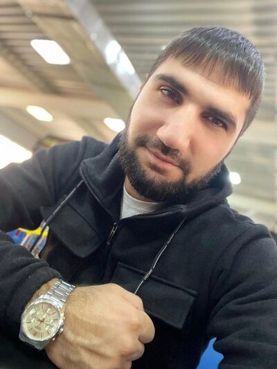  --,   Khasan, 35 ,   ,   