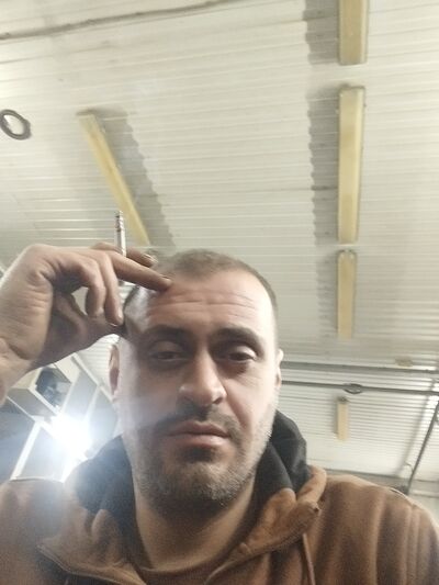  ,   Oleg, 37 ,   ,   , c , 