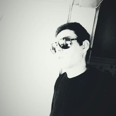  ,   Ruslan, 25 ,   ,   , c 