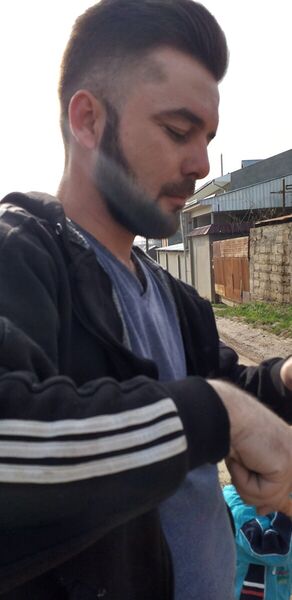  ,   Gulom, 35 ,   ,   , c 